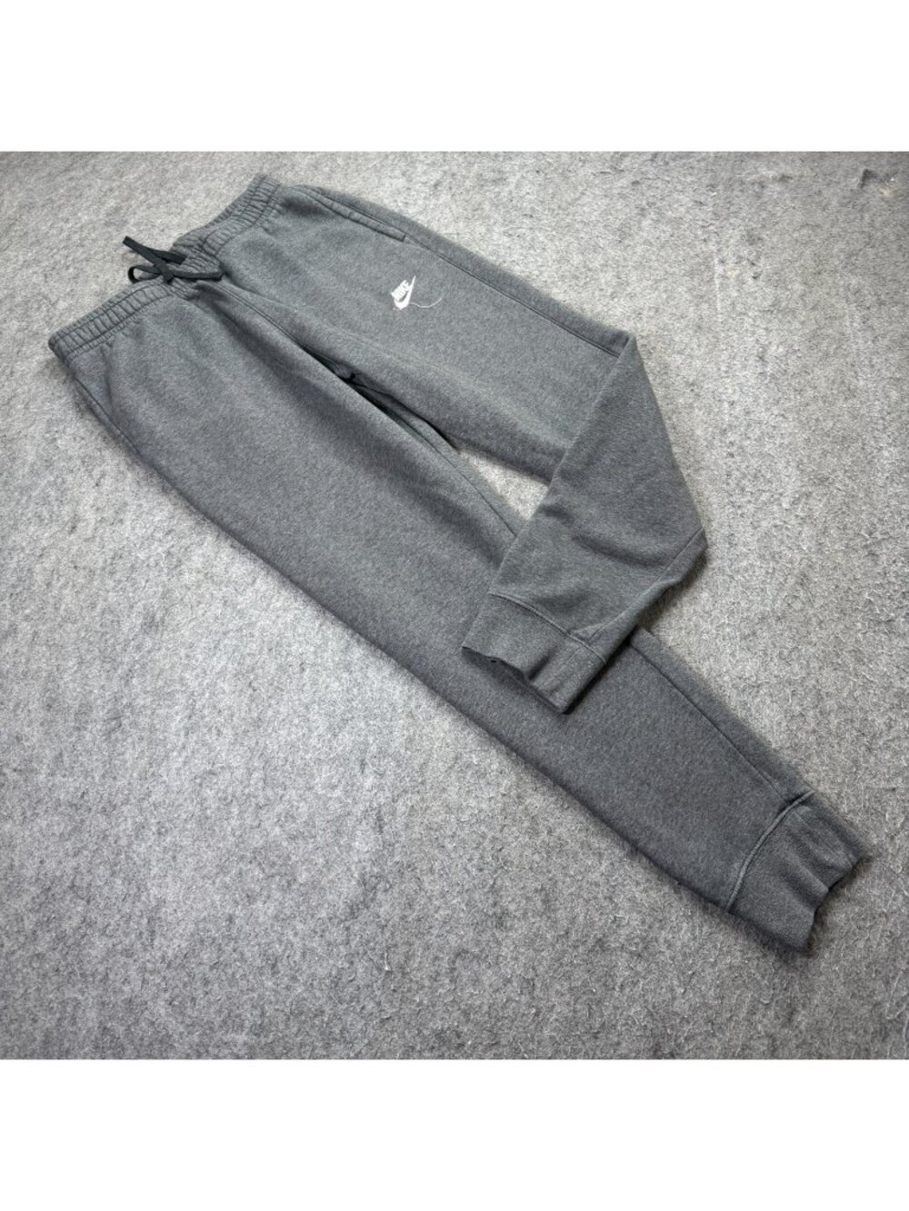 Nike Sportswear Club Fleece Joggers Men M Gray BV2671 Tapered 29" Sweatpants 062